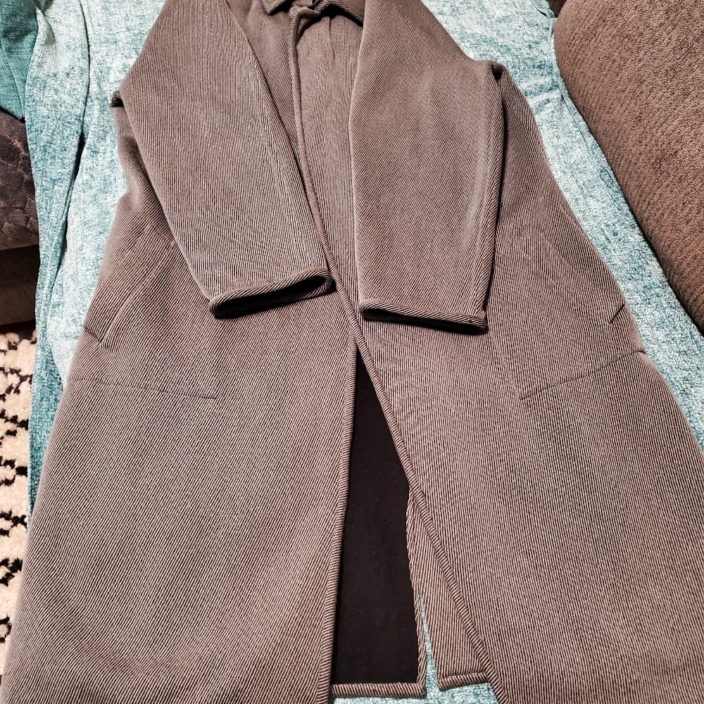 Women's coat - Picture 2 of 6